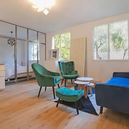 Appartement Design Avenue Montaigne