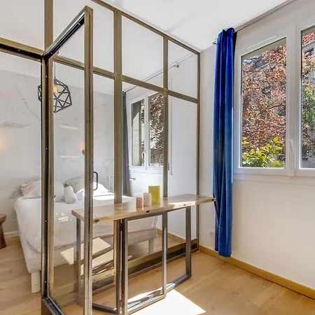 Appartement Design Avenue Montaigne *